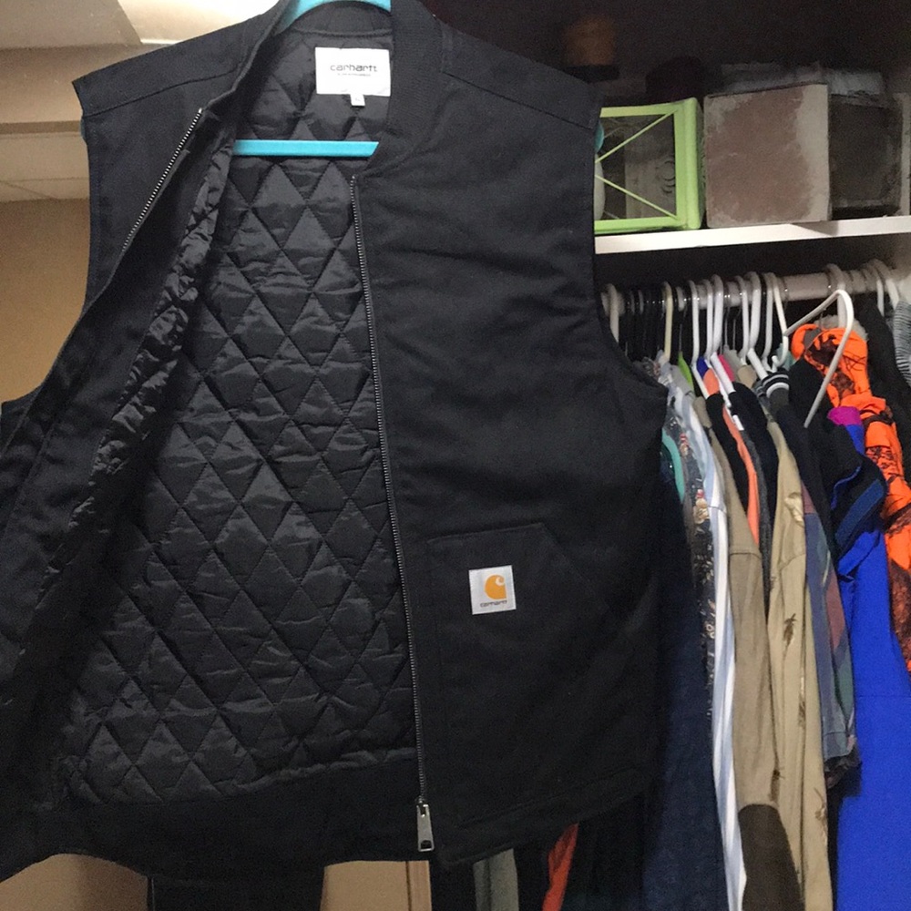 Brand new Carhartt “Work in Progress” canvas vest - Picture 3 of 6